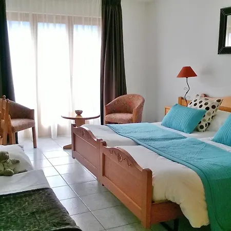 Otel De 3*